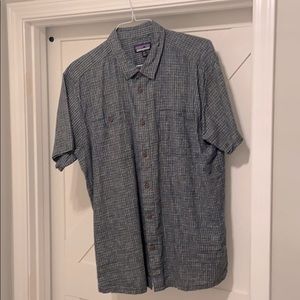 Patagonia men’s button down shirt